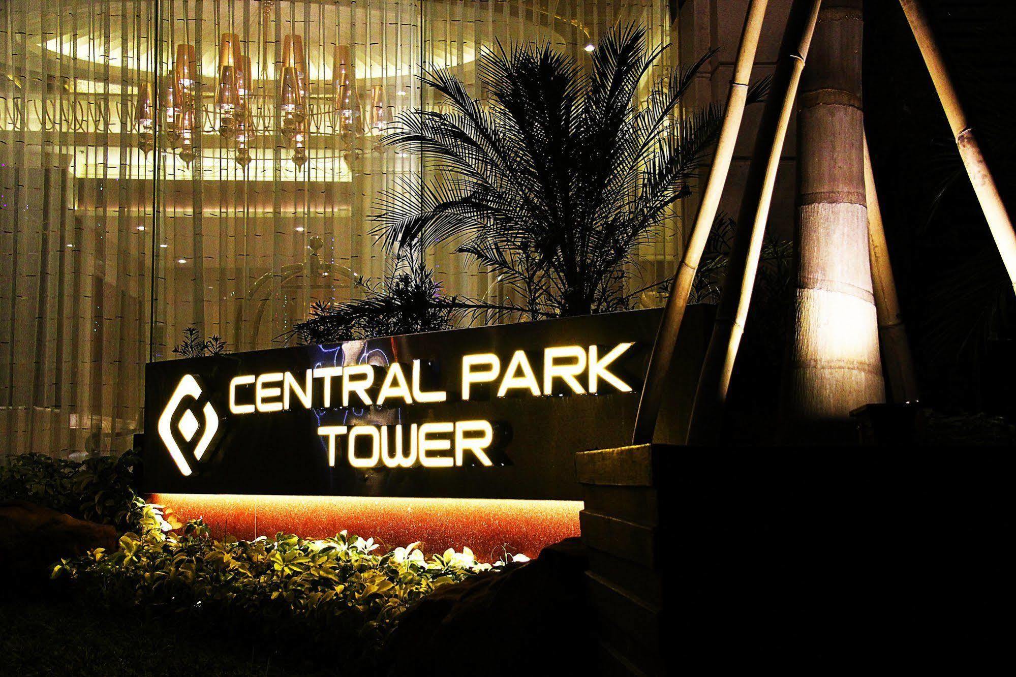 Central Park Tower Resort Angeles Esterno foto